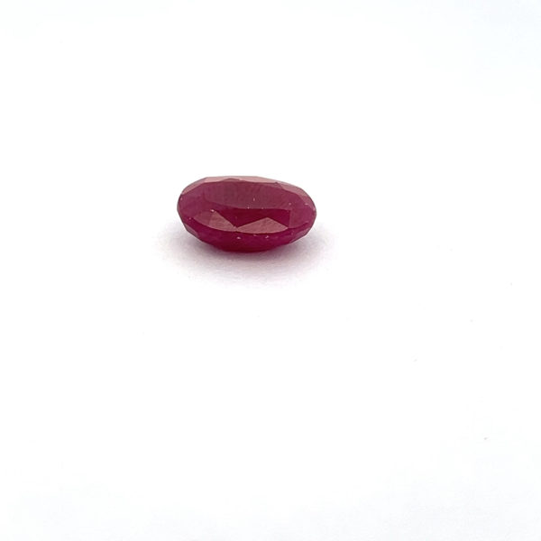 Ruby - 5.44 carats