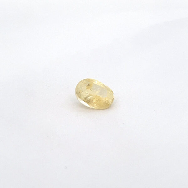 Yellow Sapphire - 5.20 carats