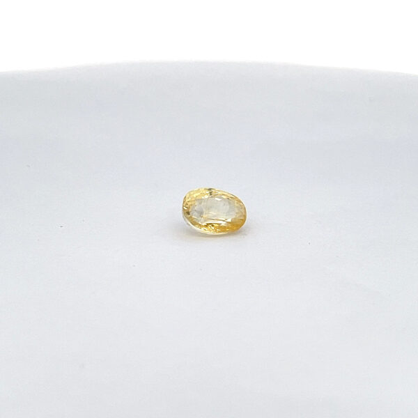 Yellow Sapphire - 6.14 carats